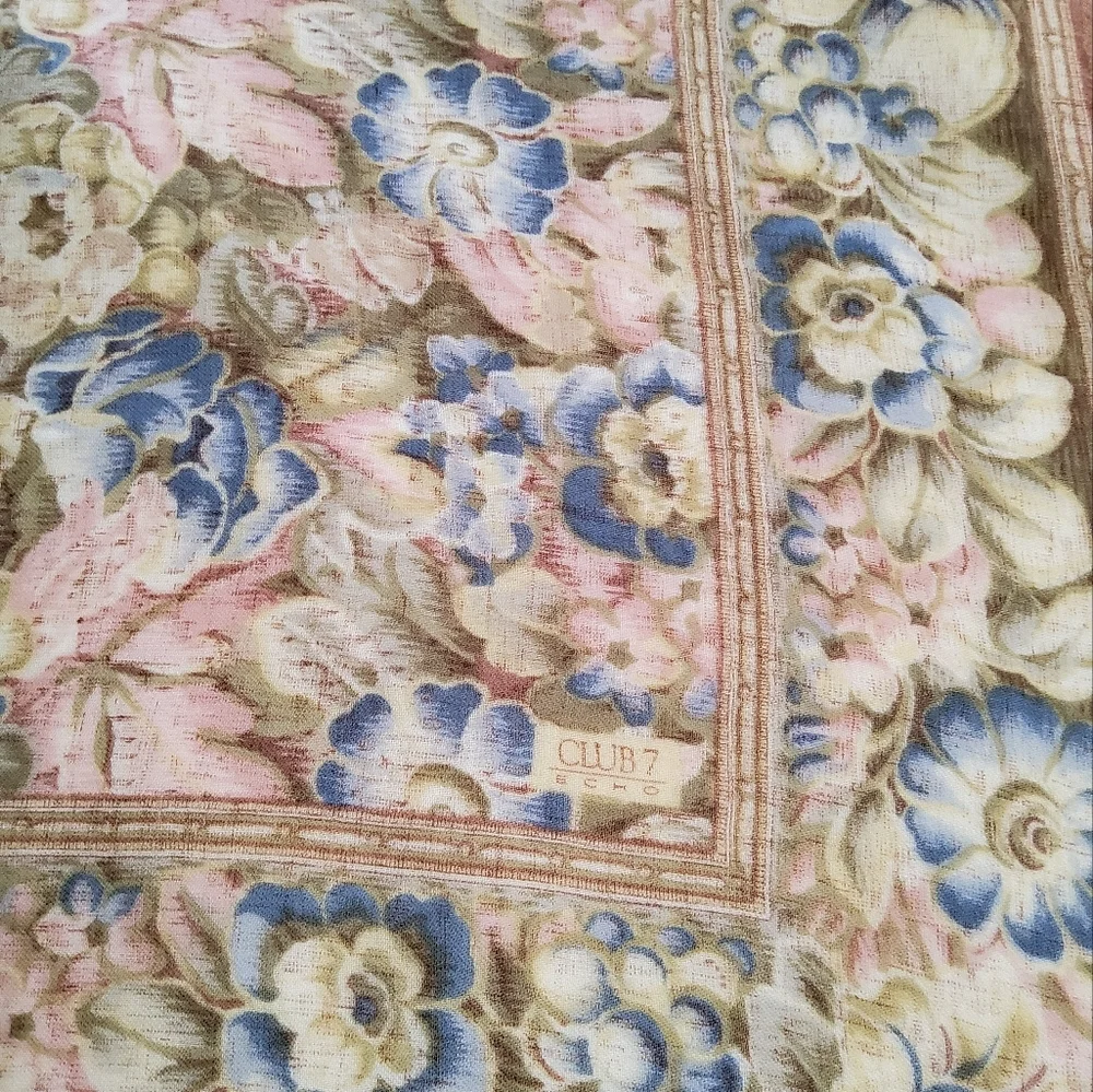 CLUB7 Echo Vintage 100% Wool Scarf